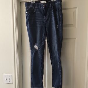 Angel's Forever Young Distressed Blue Jeans Size 10